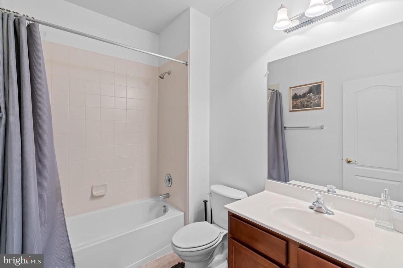 8328 Gibbs Way - Photo 6 of 37