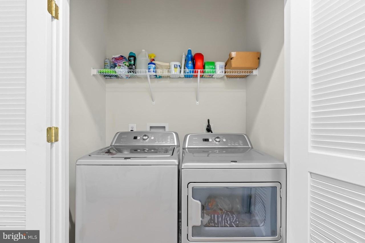 8328 Gibbs Way - Photo 7 of 37