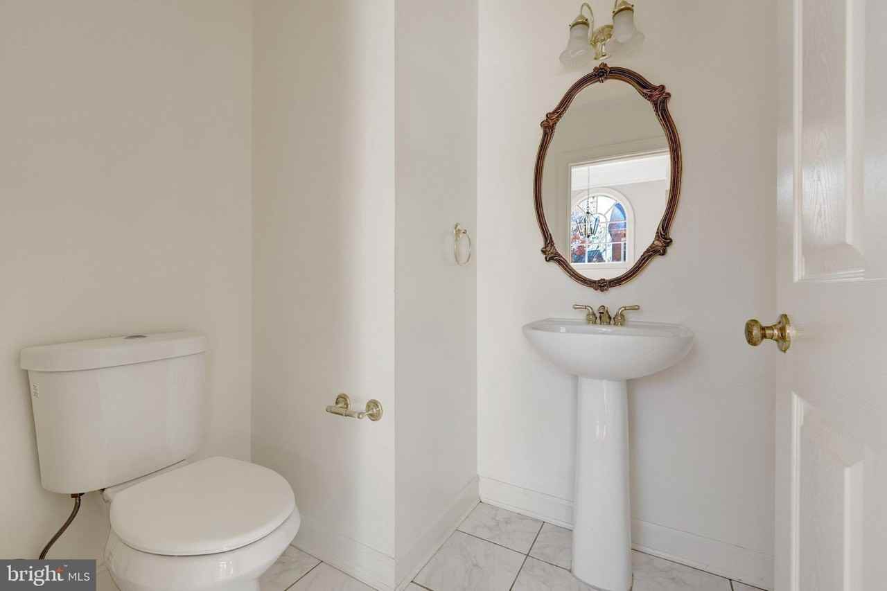 8030 Kidwell Town Court - Photo 7 of 50