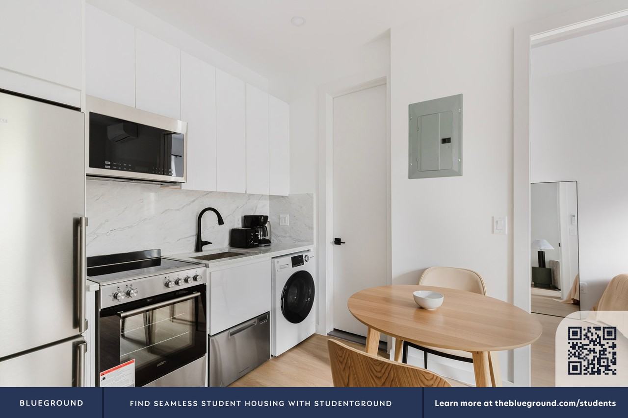 250 Union Avenue - Photo 7 of 19