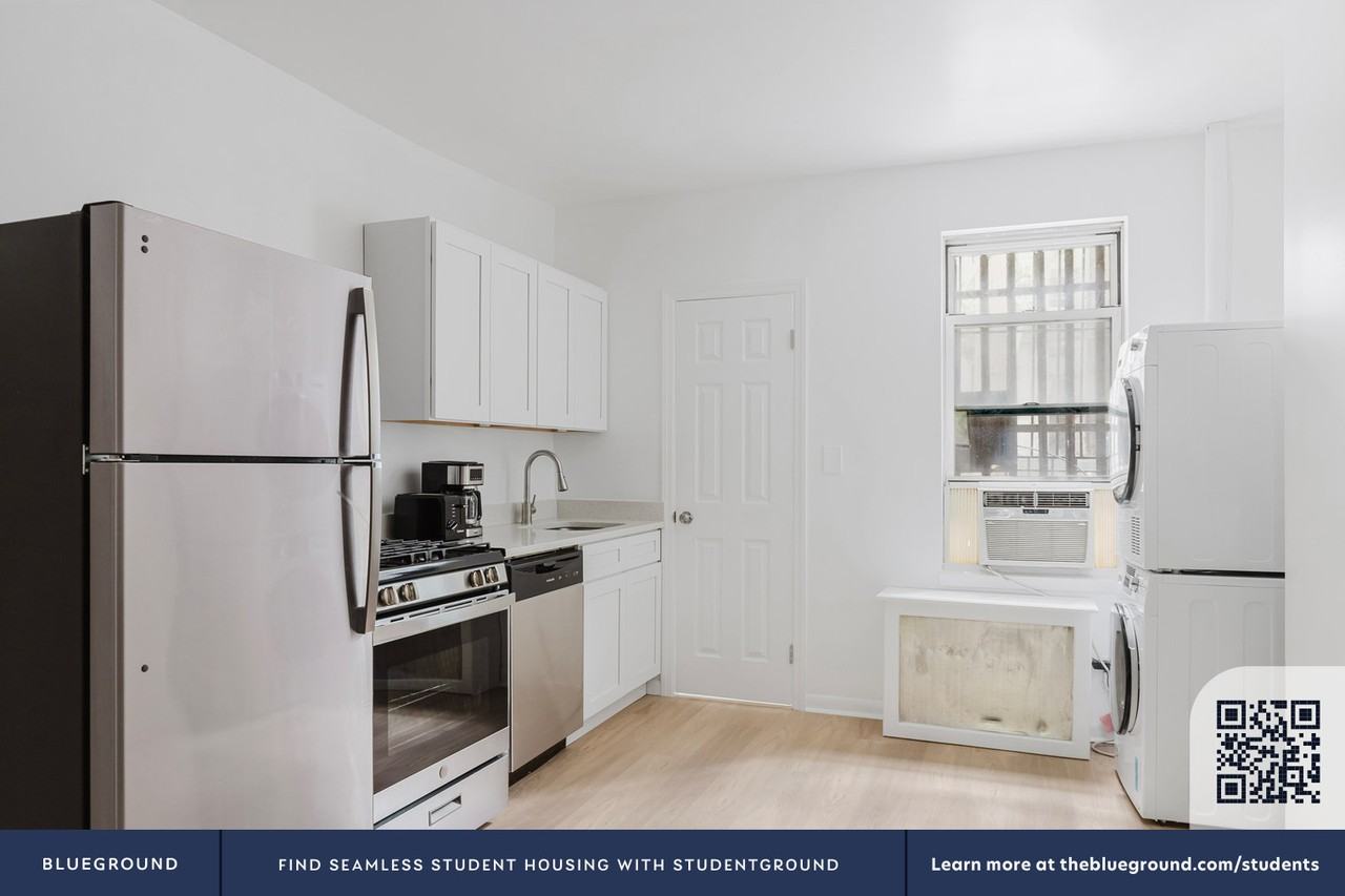 327 E 10th St #2160 - Photo 7 of 17