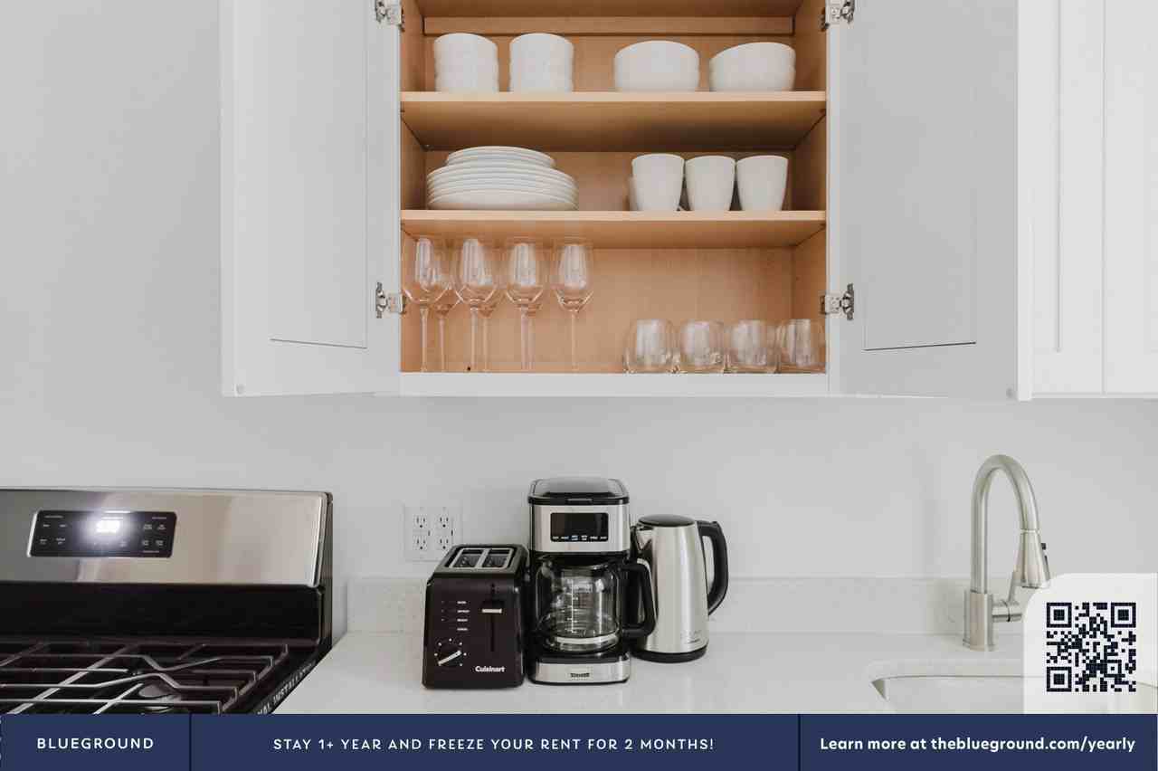 327 E 10th St #2160 - Photo 7 of 16