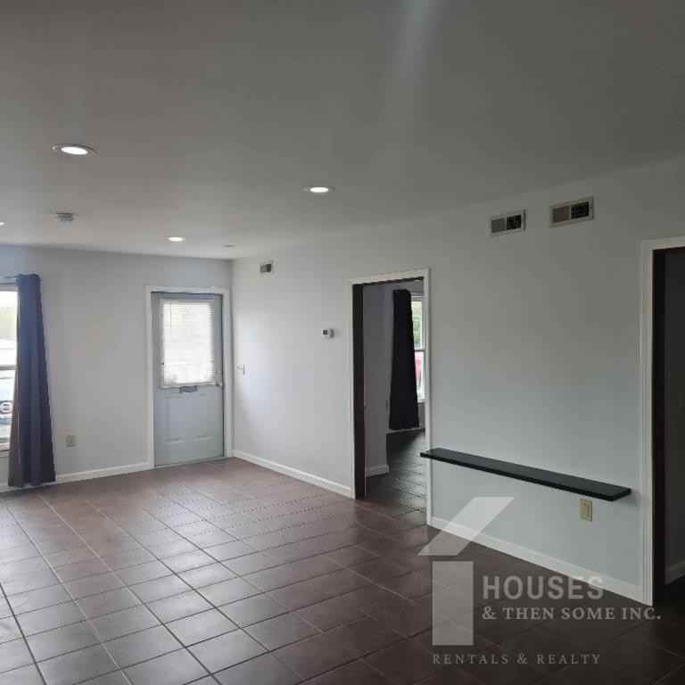 4612 Moorefield Memorial Highway - Photo 2 of 10