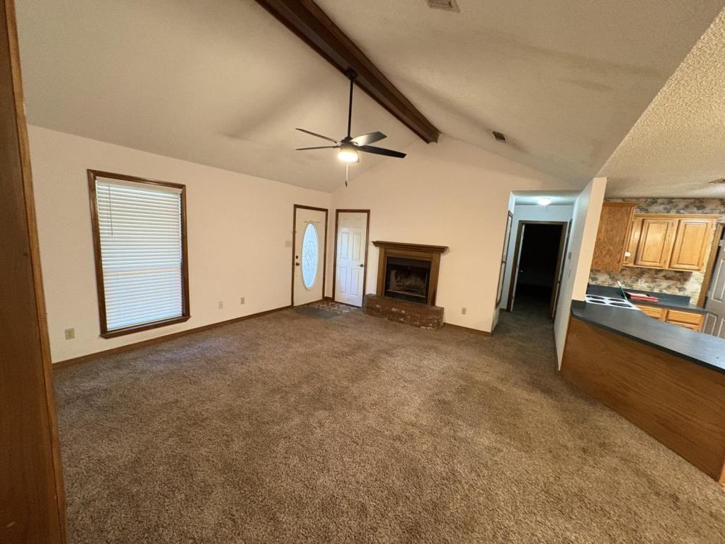 1508 Beachview Dr - Photo 4 of 37