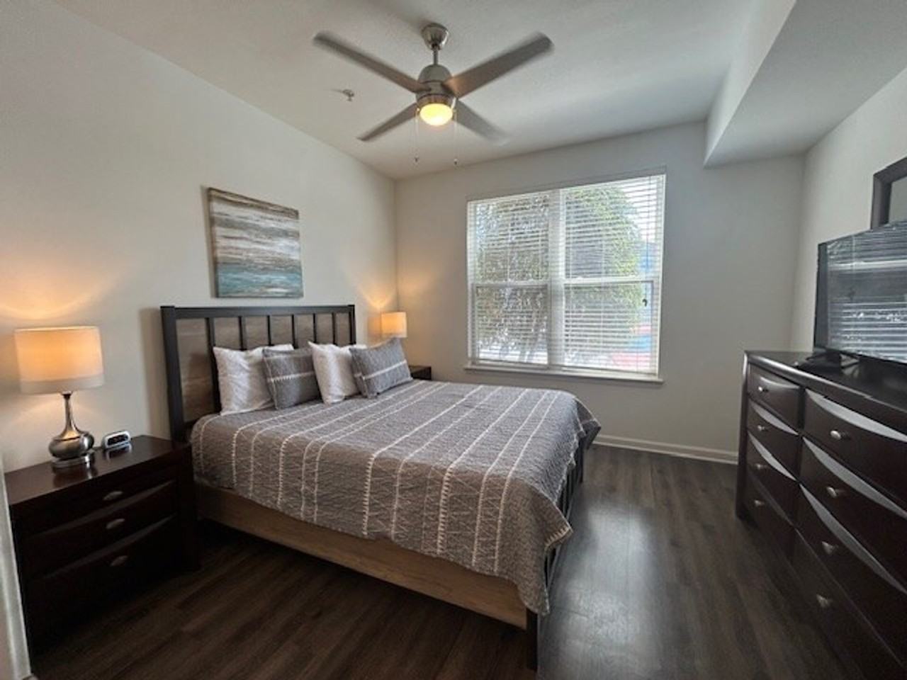 555 14th St Nw #1335083P - Photo 5 of 13