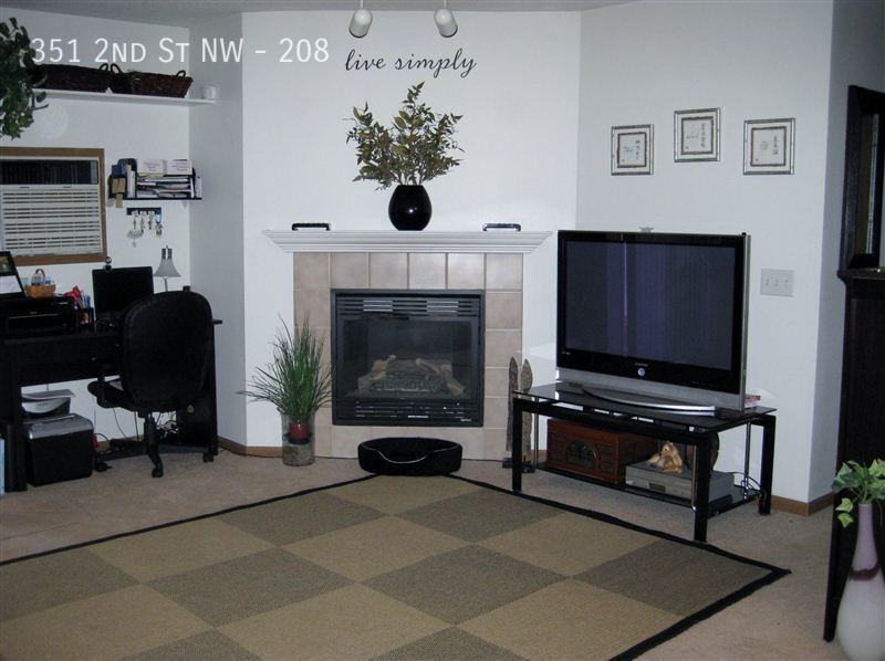 351 2nd Street Northwest #208 - Photo 5 of 15