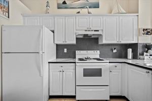 featured image of 4887 Via Palm Lakes