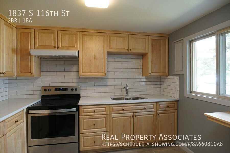 1837 South 116th Street - Photo 2 of 14
