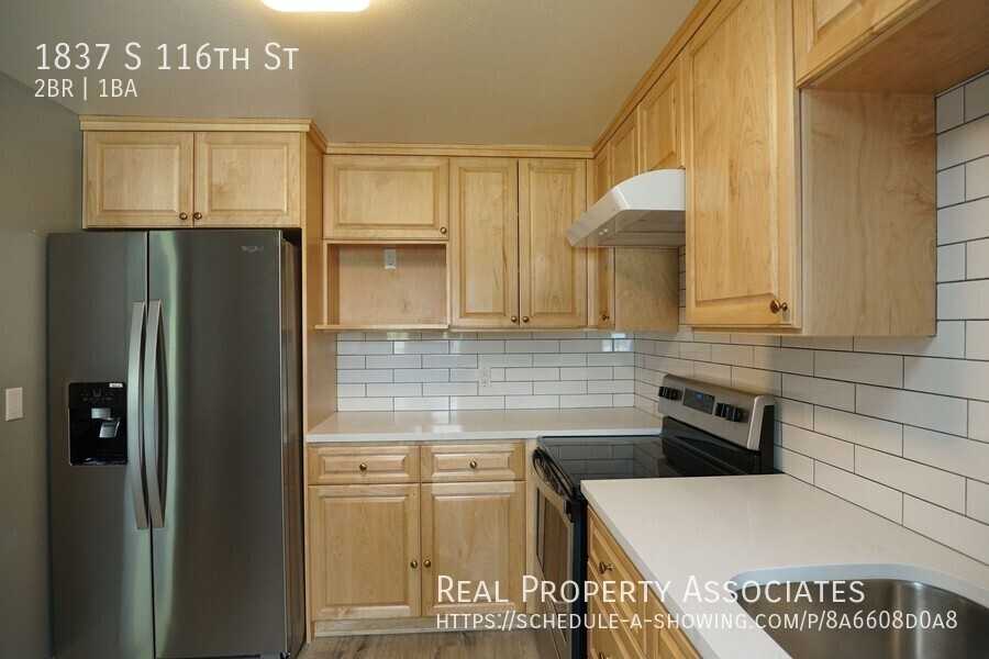 1837 South 116th Street - Photo 3 of 14