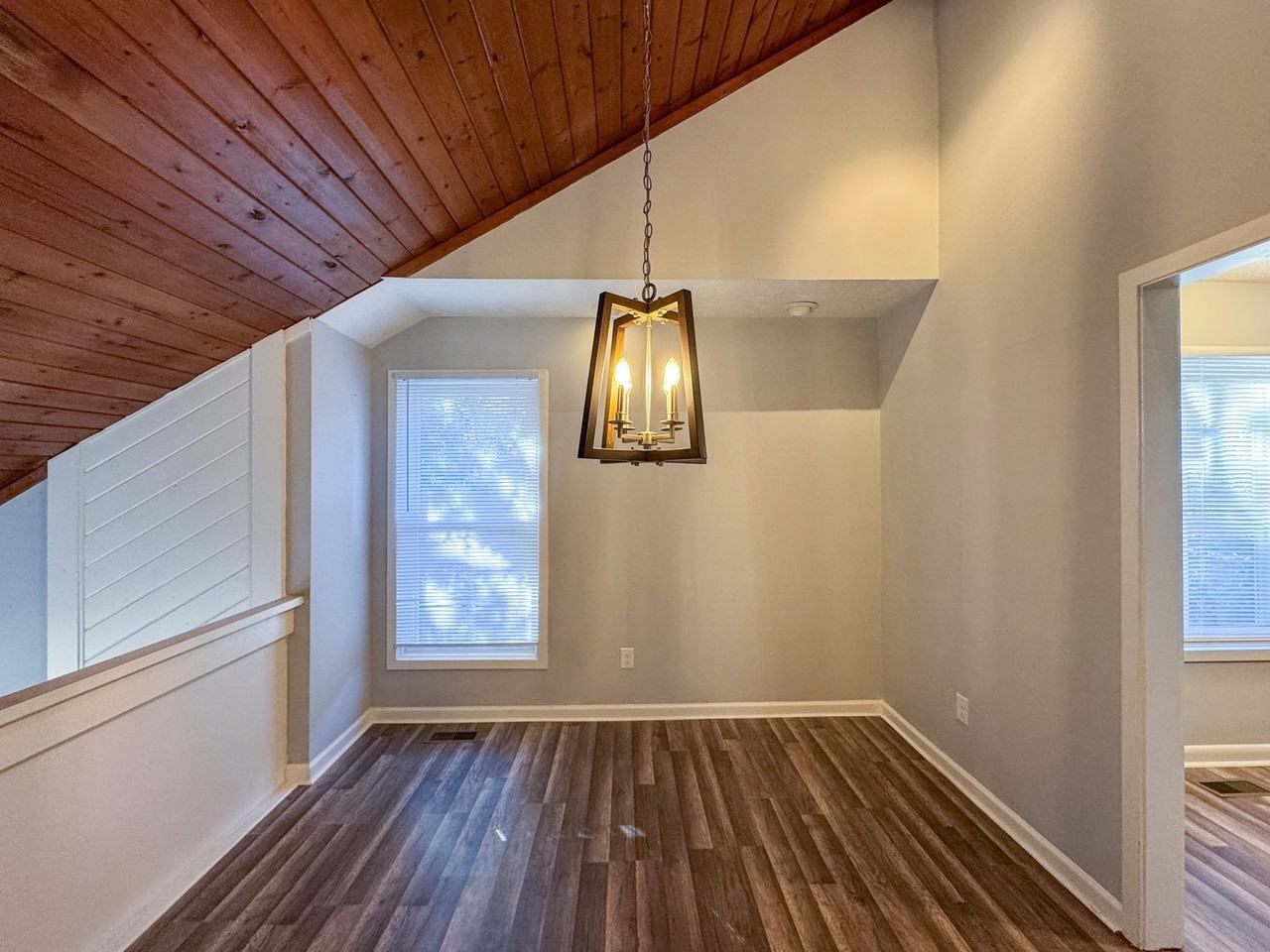 4440 Briton Cir - Photo 3 of 42