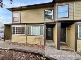 2202 Ne 201st Ave - Photo 1 of 1