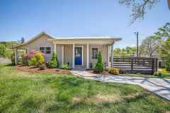 399 Stratford Rd - Photo 1 of 1