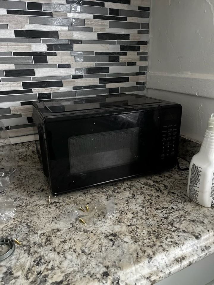 9264 Ward St - Photo 6 of 15