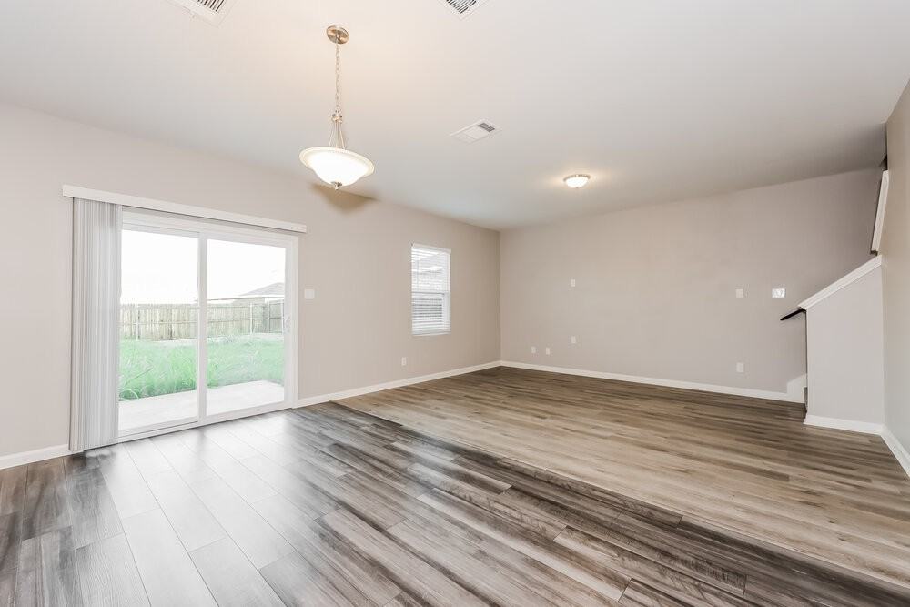 10313 Castle Lyons Ln - Photo 5 of 16