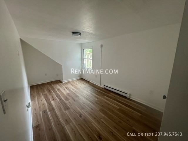 148 3rd St #4 - Photo 7 of 13