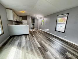 featured image of 2 Clover Leaf Street