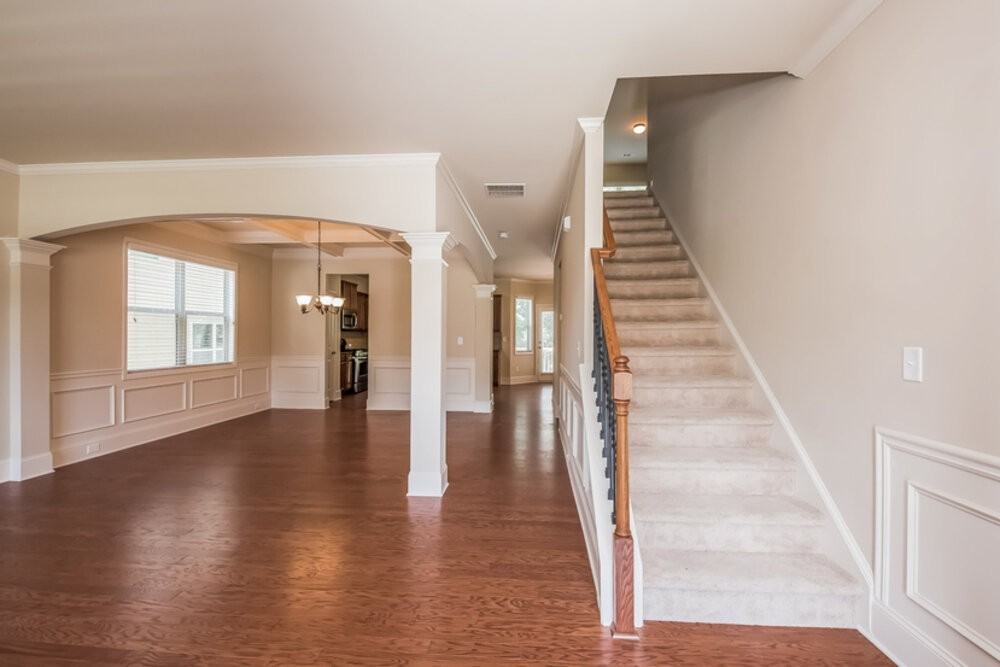 231 Shaw Drive - Photo 3 of 13