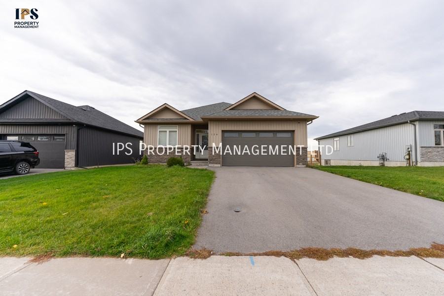 126 Centre Street - Photo 2 of 48