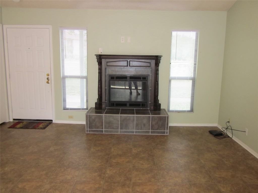 3603 Buffalo Springs Trl #3603B - Photo 4 of 17