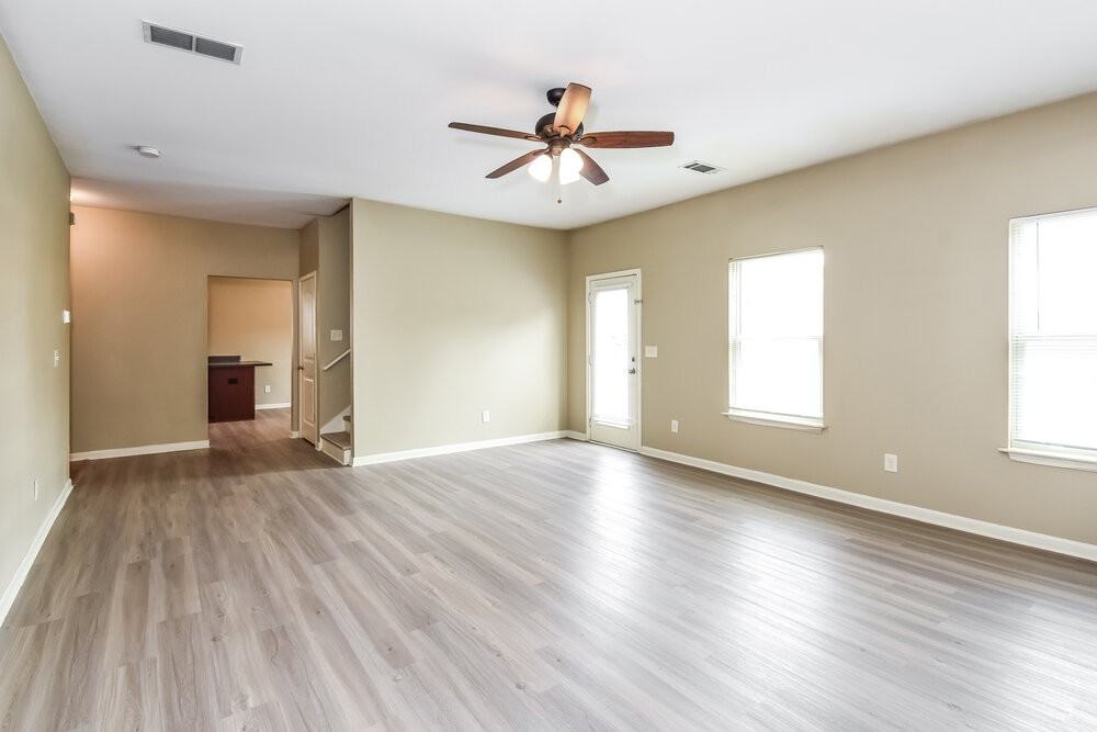 13 Thatch Ct Nw - Photo 5 of 17