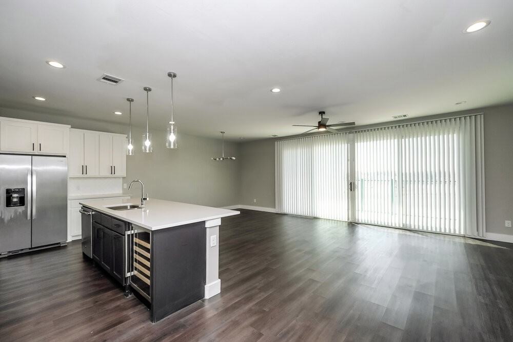 7153 9th Hole Dr - Photo 7 of 17