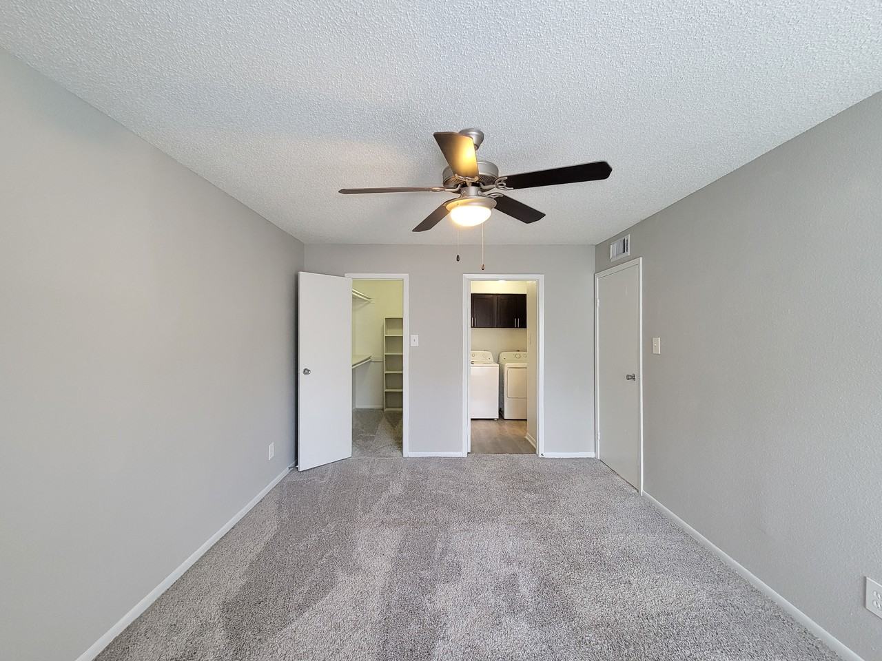 Creekside Villas Apartments - Photo 6 of 59