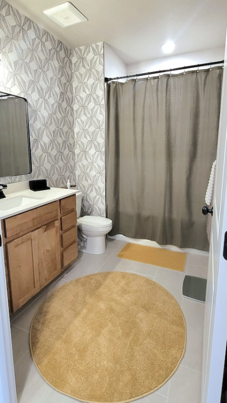 285 High Point Dr #H203 - Photo 2 of 19