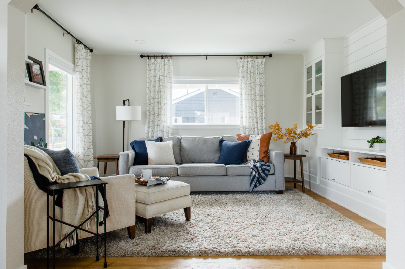 7947 10th Ave Sw - Photo 2 of 20