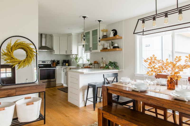 7947 10th Ave Sw - Photo 6 of 20