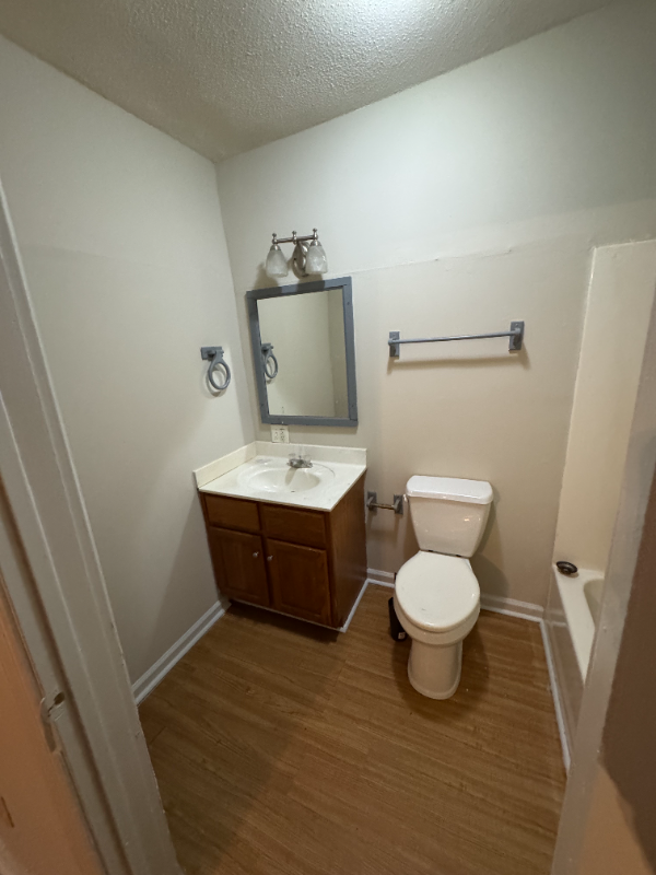 426 Maple St - Photo 5 of 6