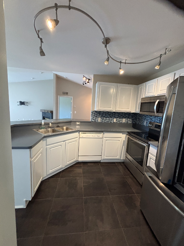 1 Adler Park Drive West #14 - Photo 7 of 32