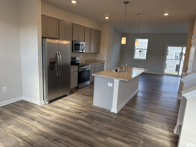 117 Canning Rd - Photo 3 of 29