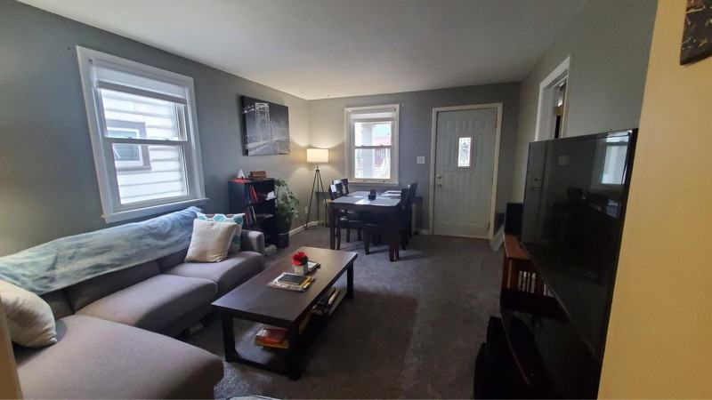 1520 S 73rd St - Photo 2 of 12