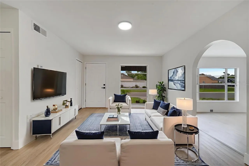 3084 Anthony Ln - Photo 2 of 16