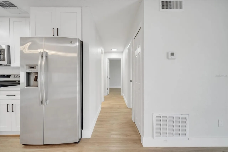 3084 Anthony Ln - Photo 5 of 16