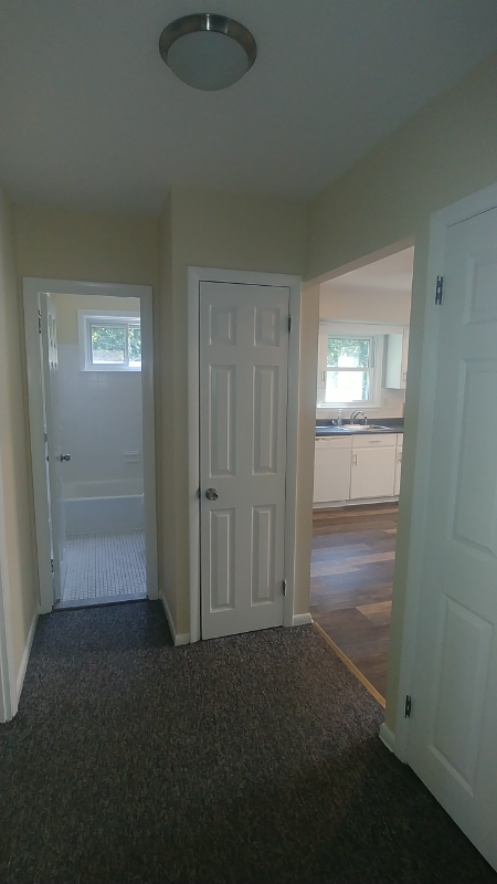 321 Edgewood Ave #B - Photo 7 of 9