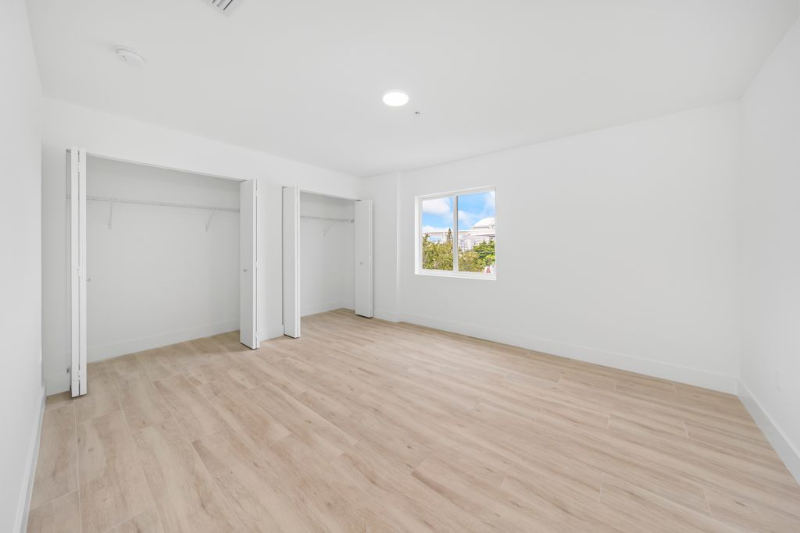 32 Northwest 14th Avenue #2 - Photo 6 of 13