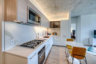 186 N Desplaines St - Photo 1 of 1