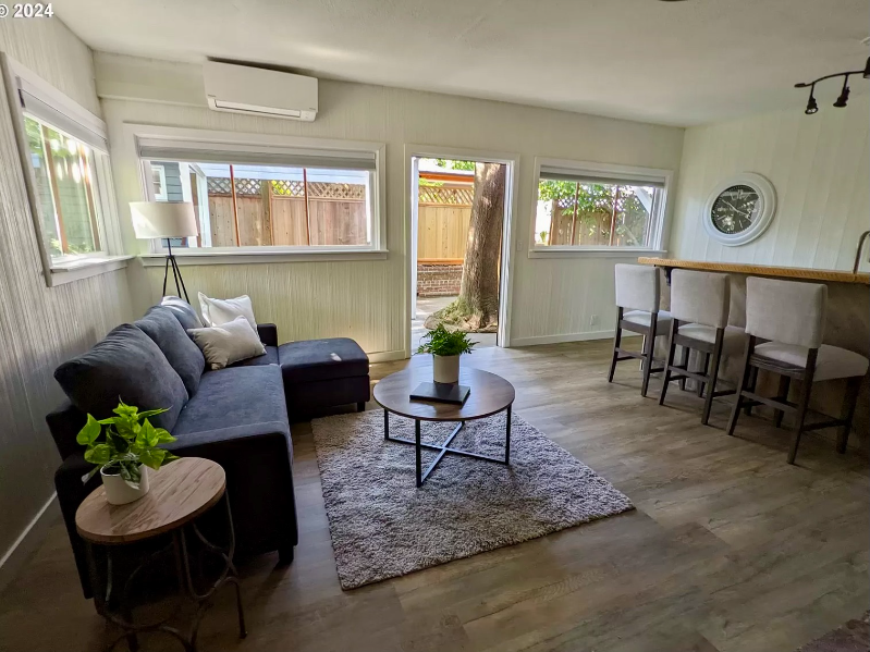 3450 Sw 87th Ave #B - Photo 2 of 6