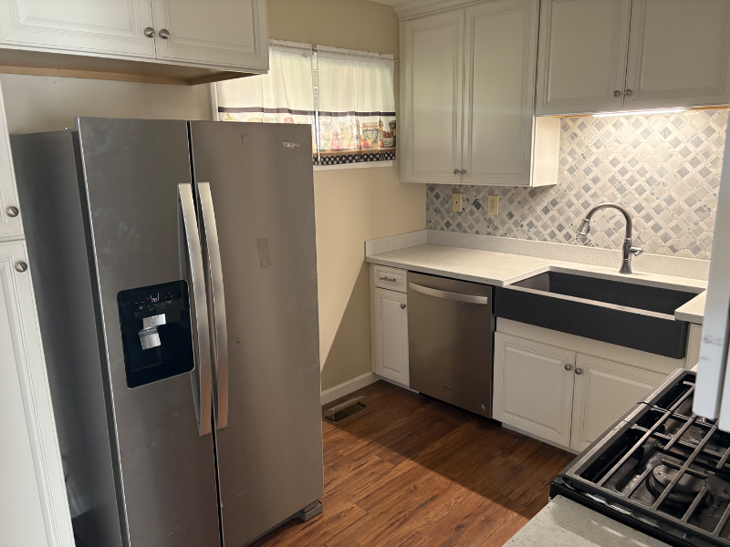 214 Sandalwood Dr - Photo 5 of 10