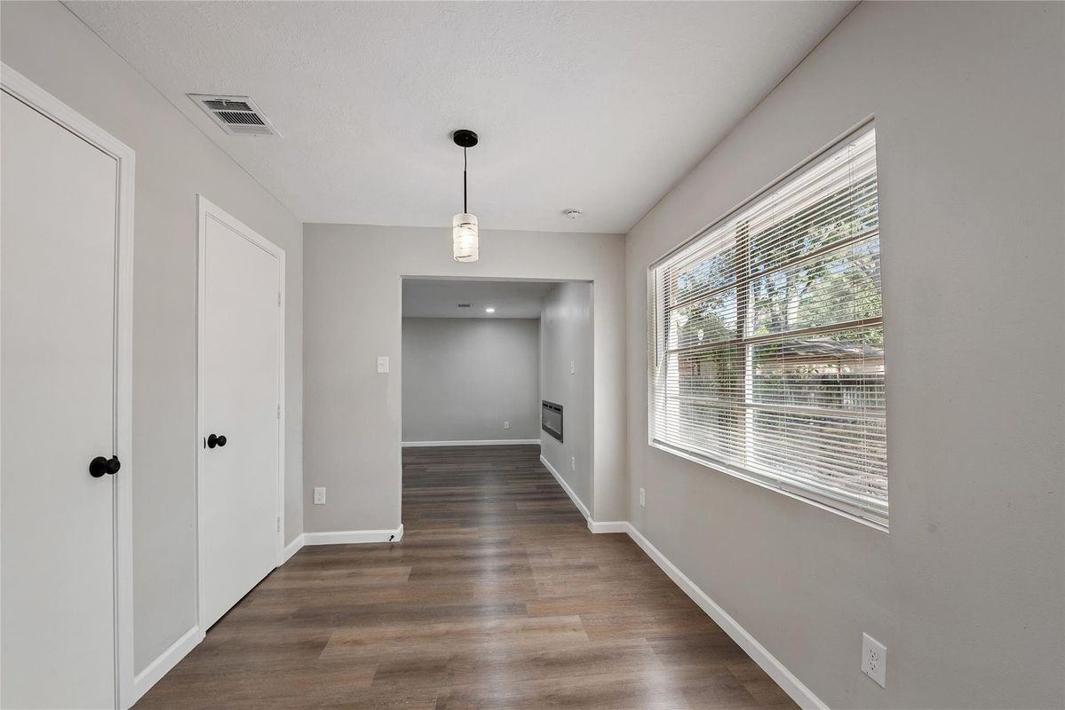 12731 Retreat Trl - Photo 4 of 26