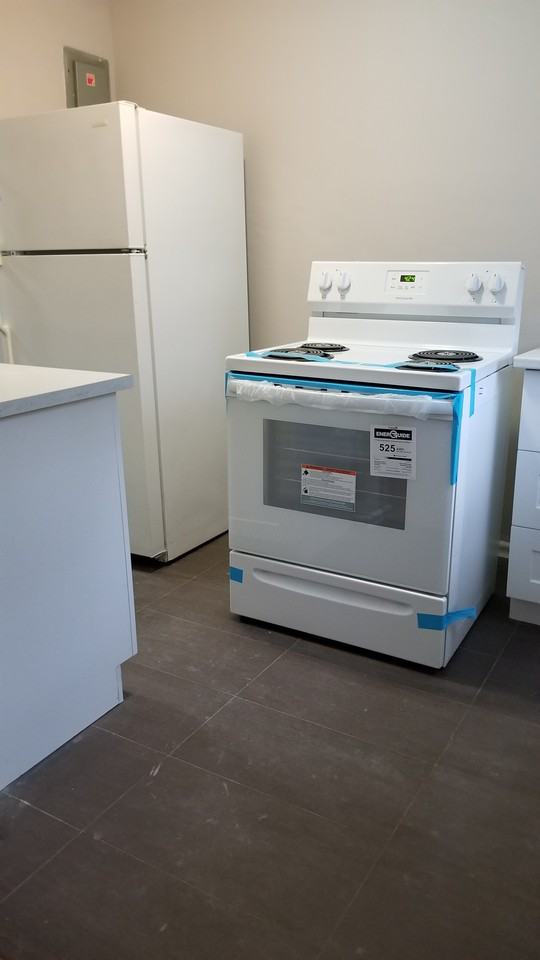 1047 Victoria Park Avenue #4 - Photo 3 of 6