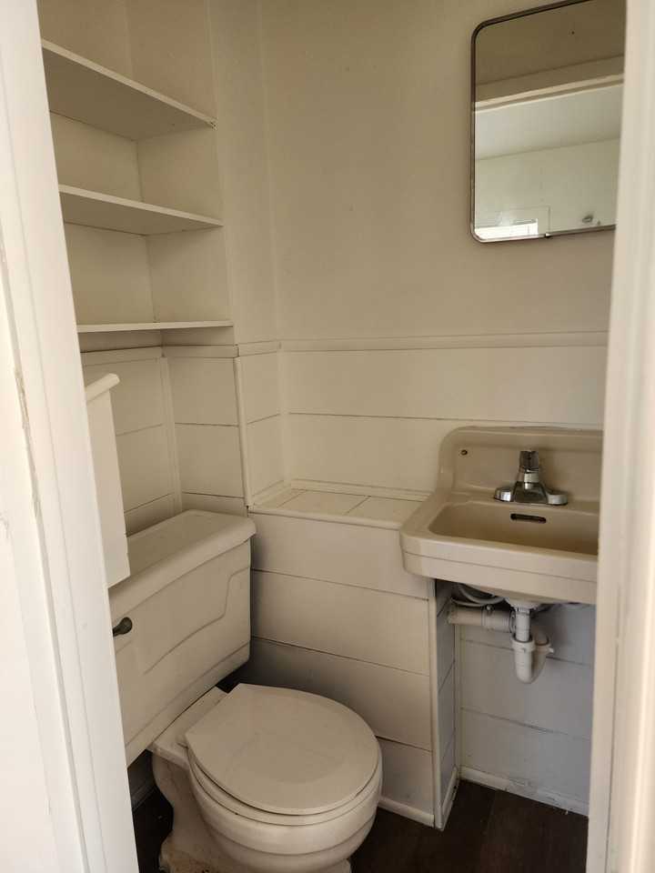 814 Scott Drive - Photo 6 of 12