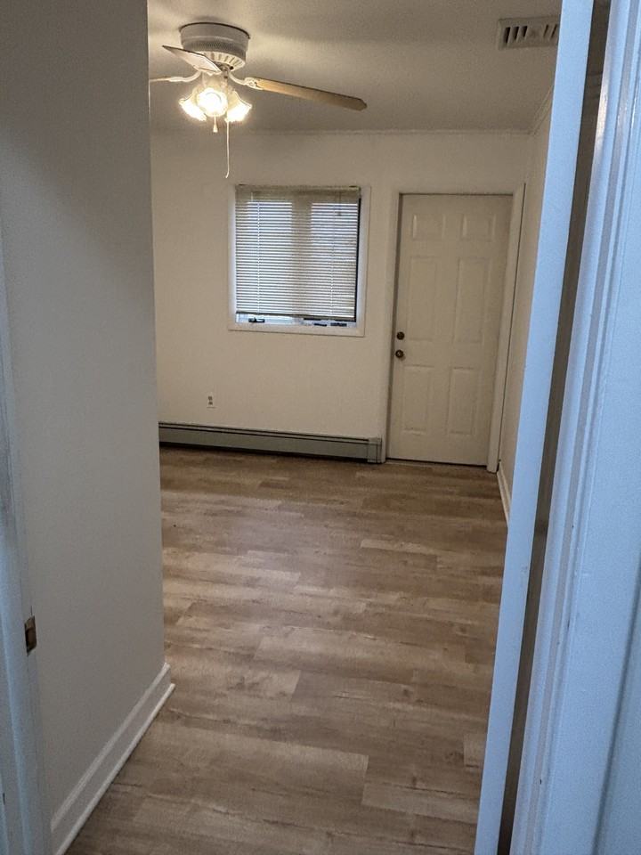 53 Pinewood Dr #NA - Photo 3 of 12