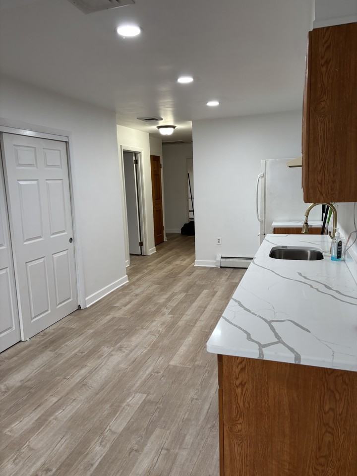 53 Pinewood Dr #NA - Photo 7 of 12