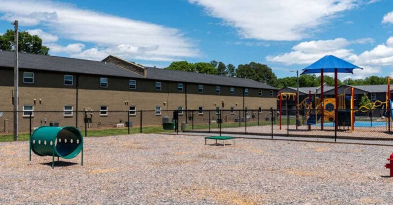 Broadbay Crossings - Photo 5 of 17