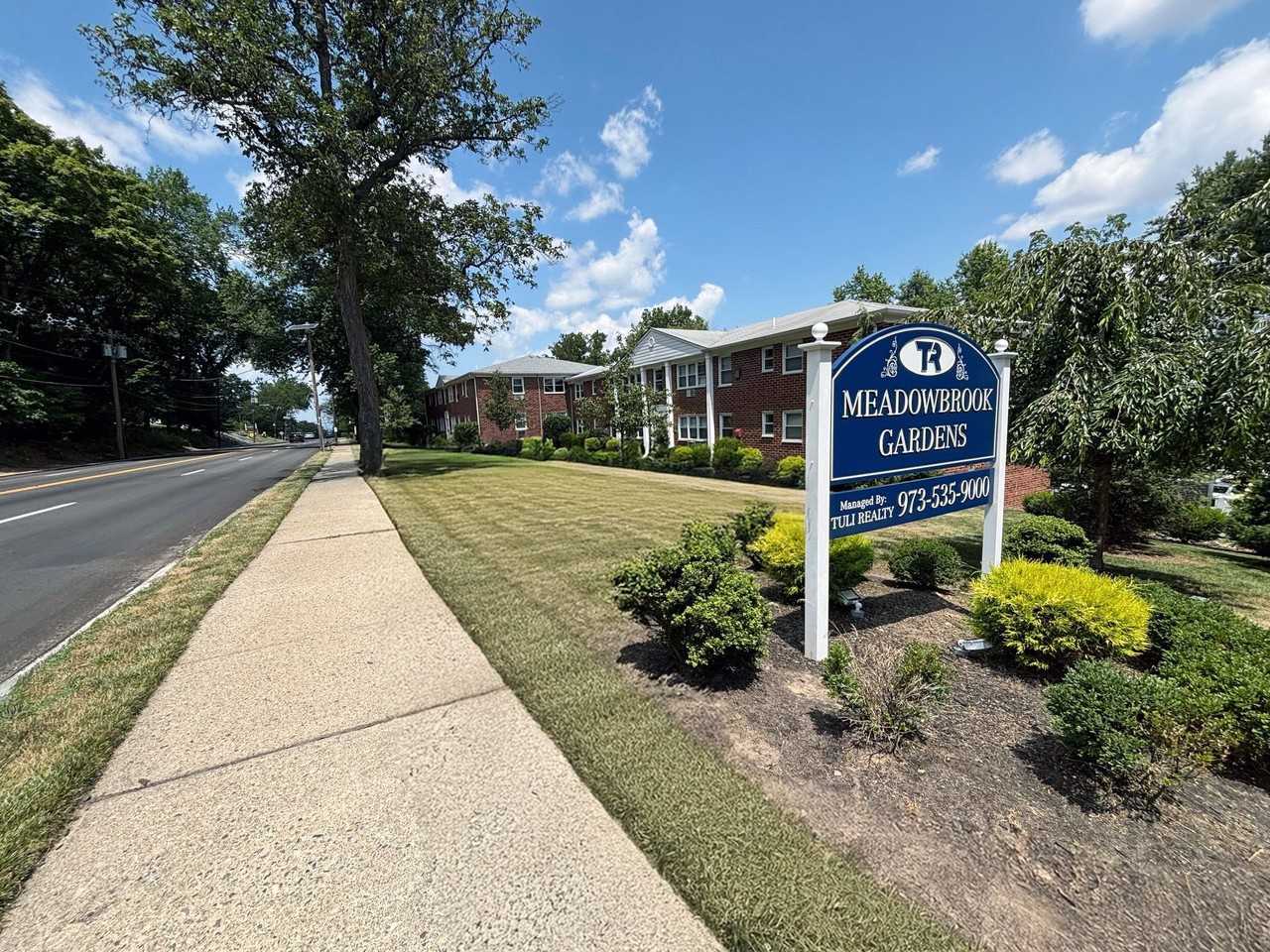 Meadowbrook Gardens - Photo 2 of 34