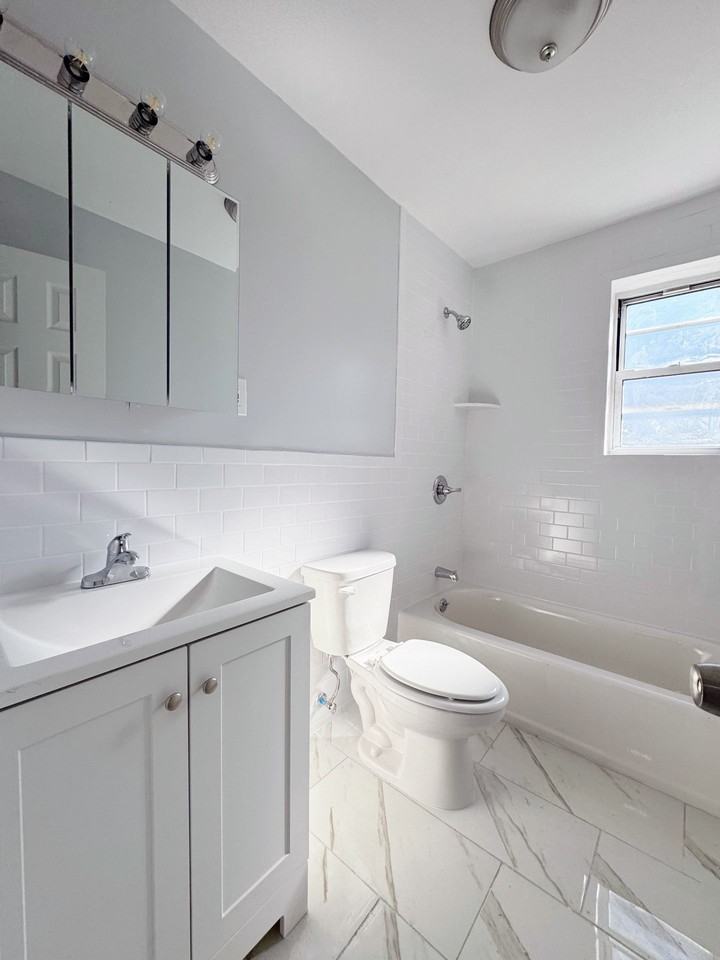 Meadowbrook Gardens - Photo 4 of 34