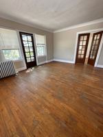 featured image of 216 S Mulanix St