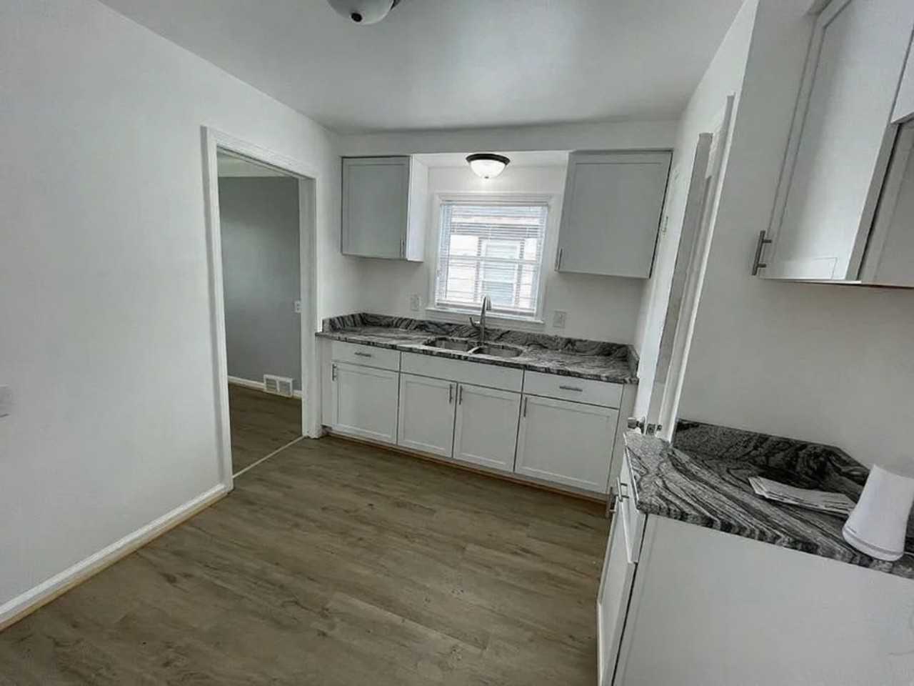 11311 Rosemont Ave - Photo 4 of 15